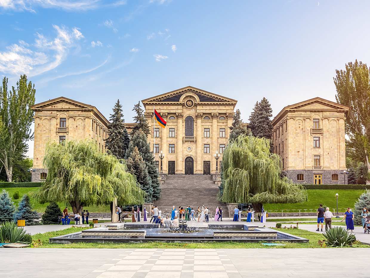Yerevan Private Tour with Marashlyan Photo Atelier Visit in Armenia, photo 3