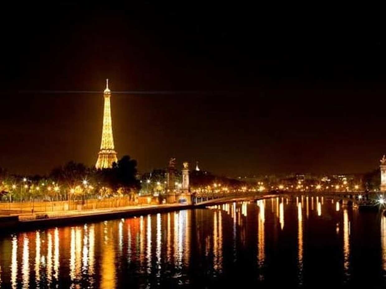 Tour Notturno Privato a Parigi con prelievo in Hotel in Francia, photo 2