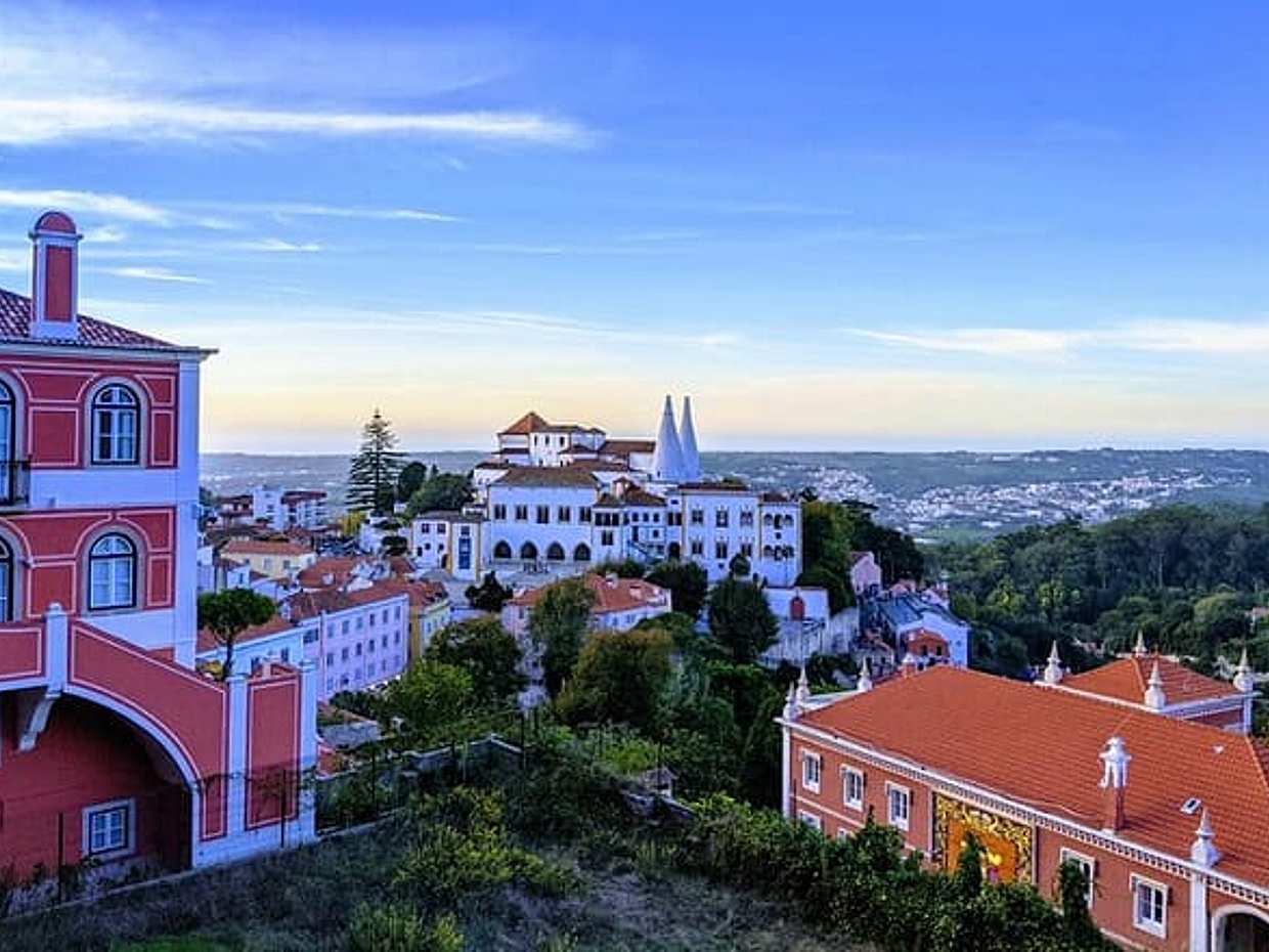 Private Sintra Tour Palaces and Coast by Vintage Car or Jeep, photo 5