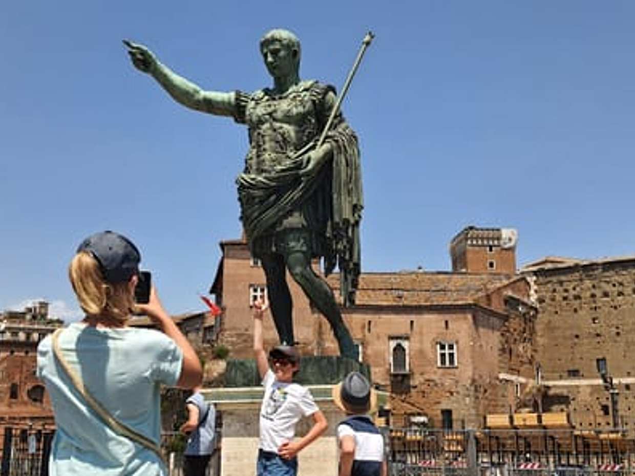 Colosseum, Palatine Hill & Roman Forum Private Tour in Italy, Rome