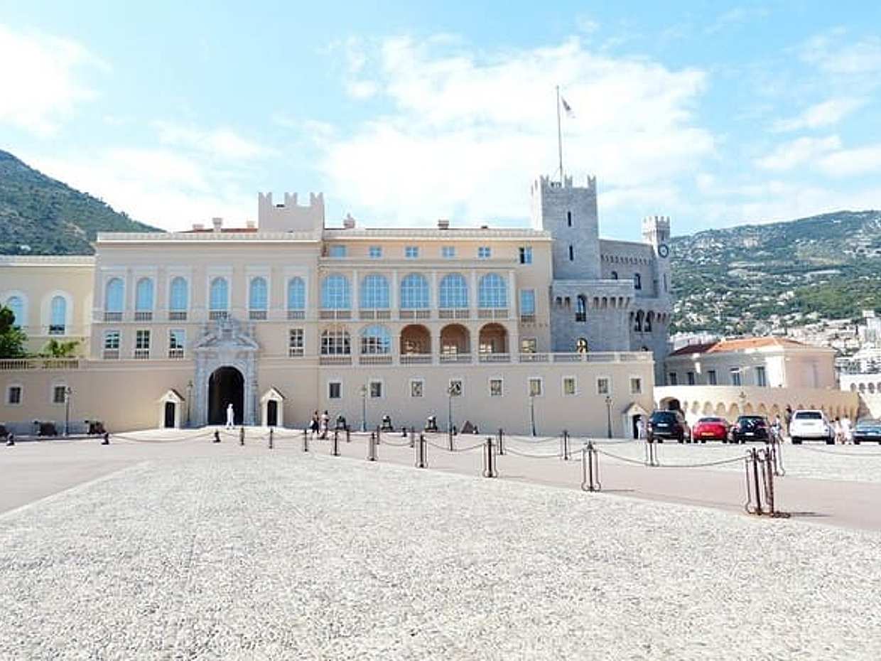 Private Transfer From Lyon To Monaco With a 2 Hour Stop in Nice in France, photo 4