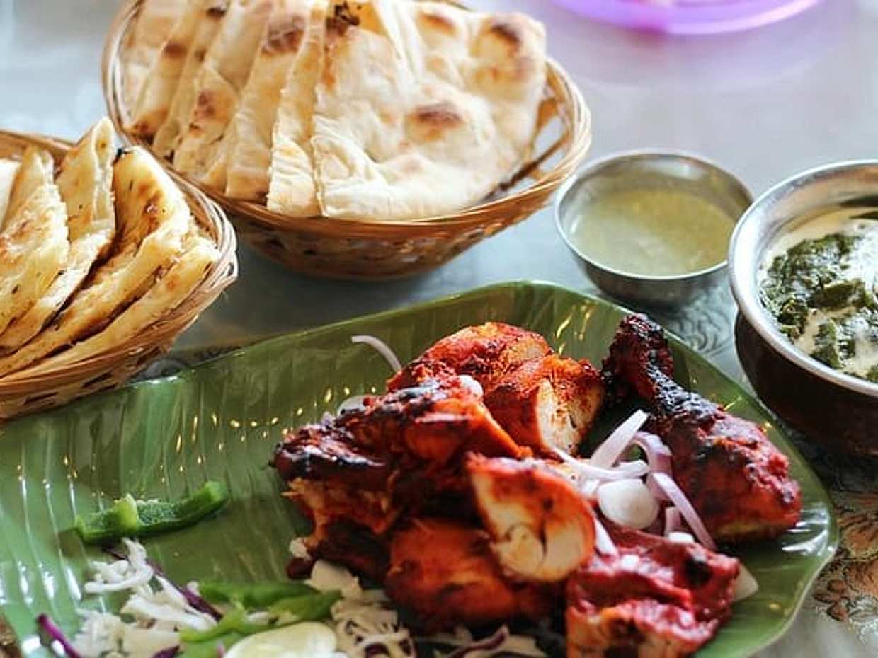 Indian Lunch Experience with Wine Tasting in Paris, photo 4