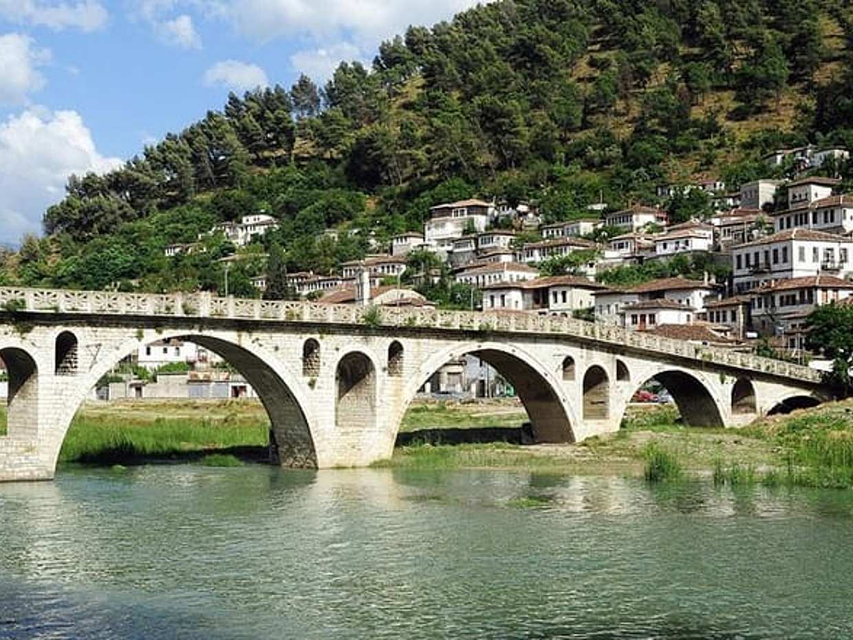 BERAT (UNESCO) - De Tirana en Albanie, photo 4