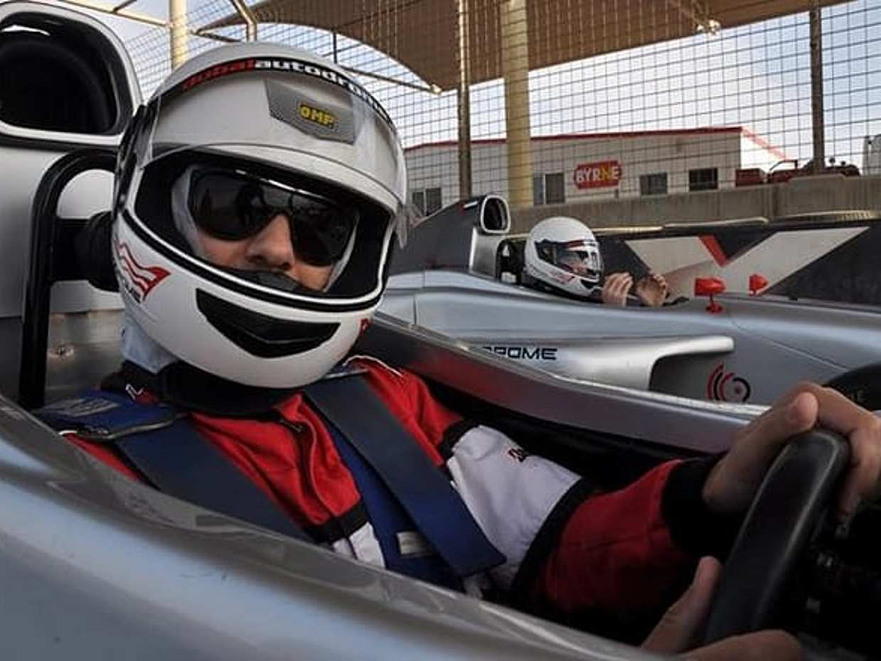 Drive Your F1 Style Single Seater in Dubai, photo 2