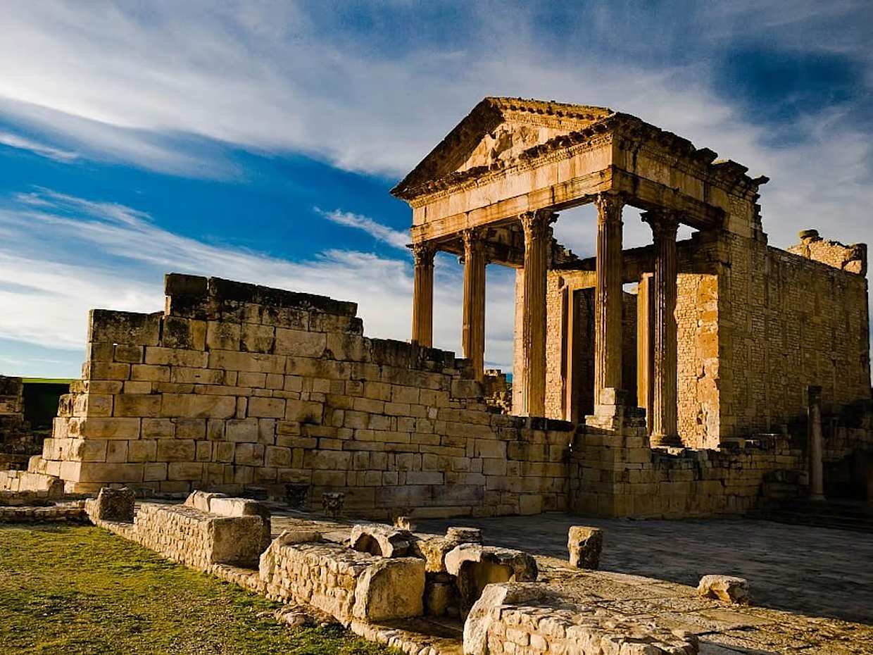 Μετάβαση ημερήσιας εκδρομής στον αρχαιολογικό χώρο της Ντούγκα και τη Ράτζια της Μπούλα από την Τύνιδα στην Τυνησία