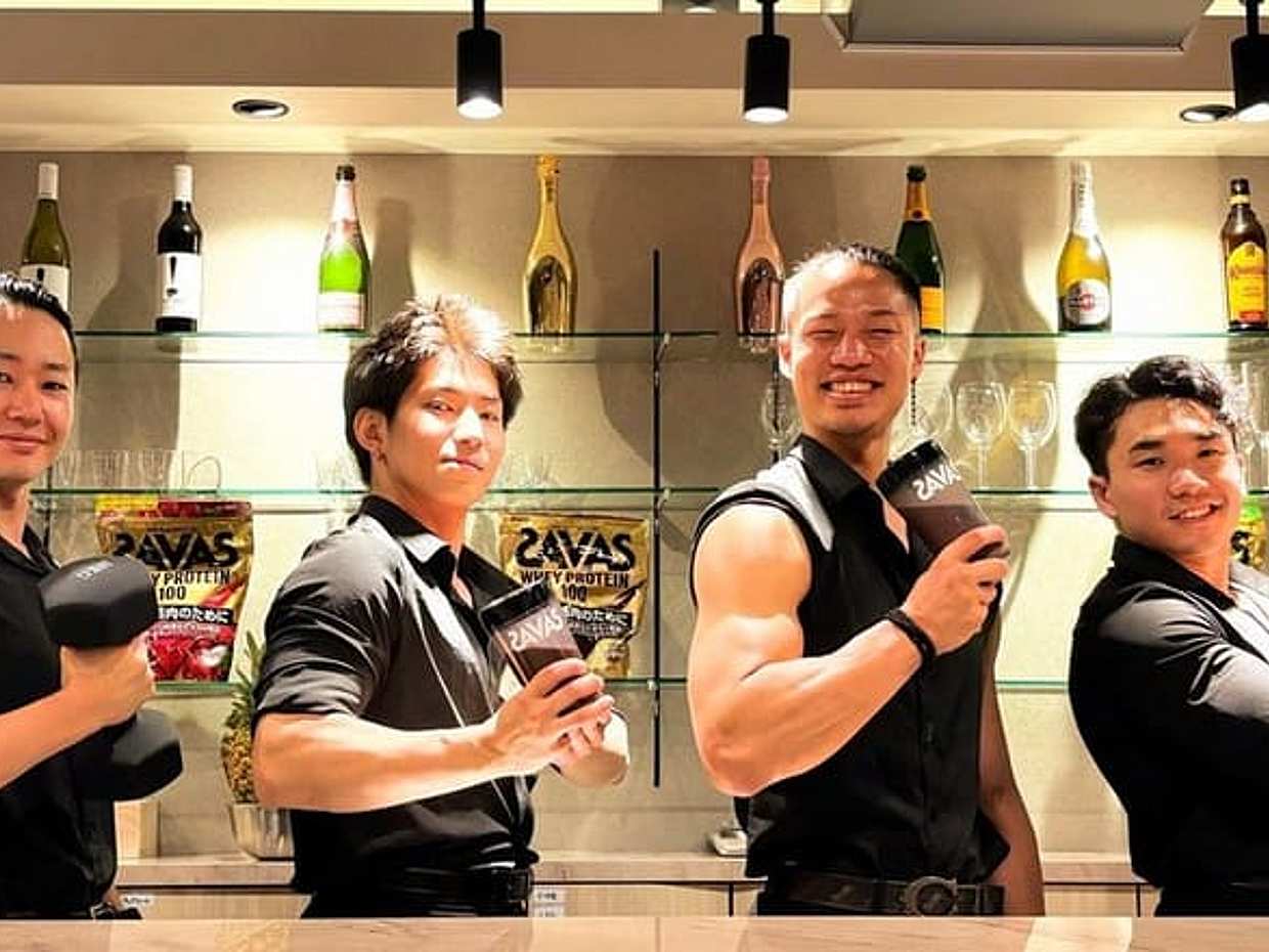 Muscle Bar Kyoto Entrance Fee & Reservation with Macho Men