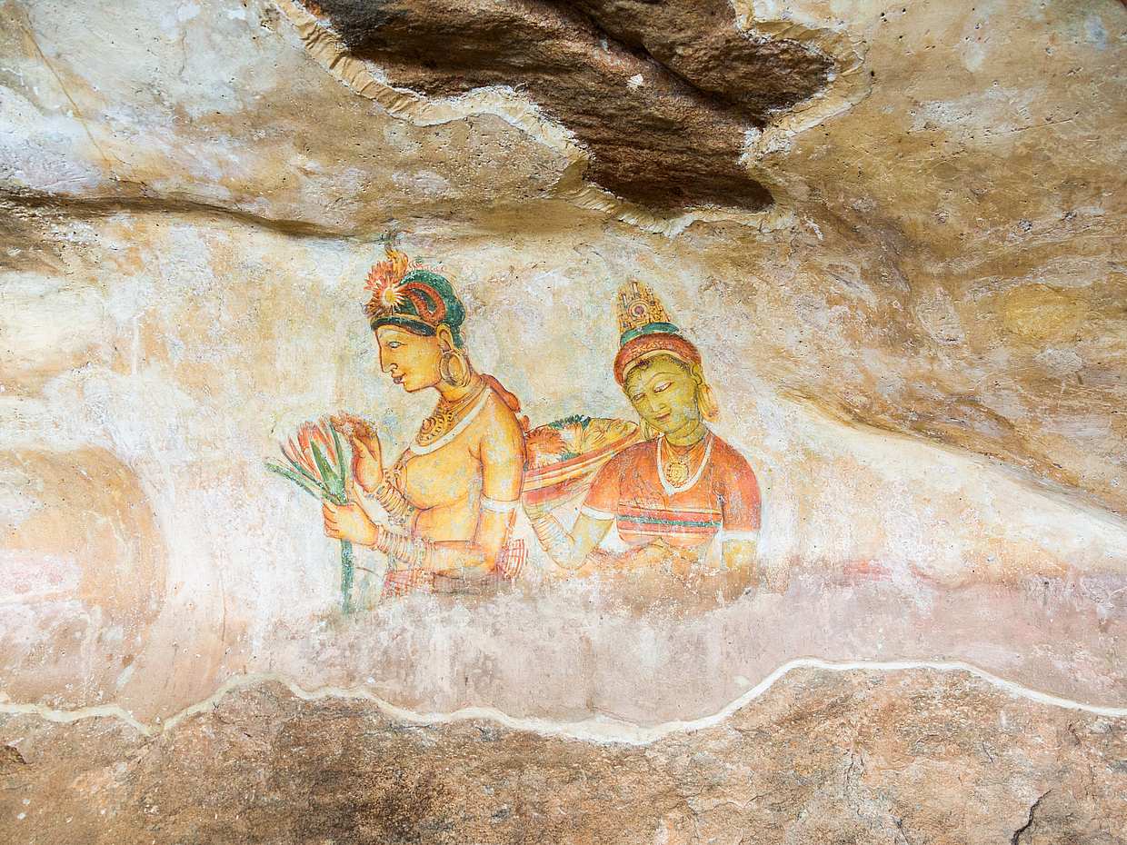 1-day Tour to Sigiriya Rock Fortress and Dambulla Caves in Kandy, Sri Lanka, photo 5