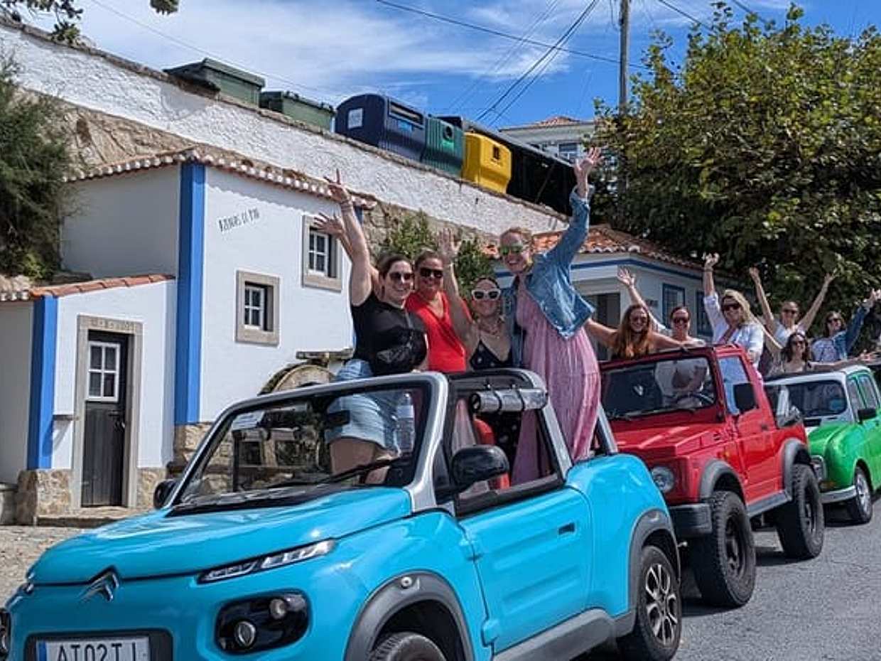 Private Sintra Tour Palaces and Coast by Vintage Car or Jeep, photo 4
