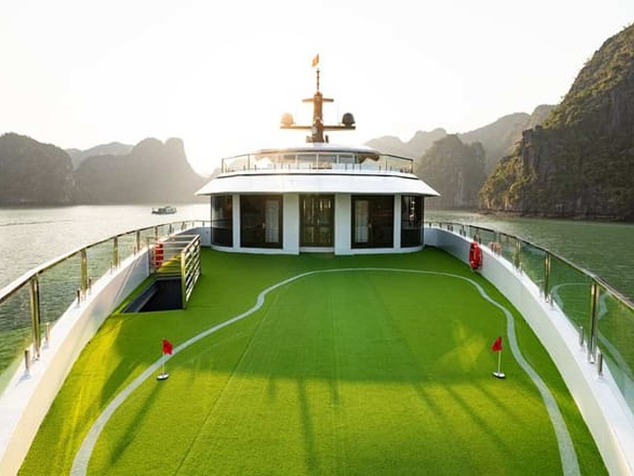 HERA Luxury Day Cruise Halong Bay & Lan Ha Bay From The Harbour, Vietnam, photo 2