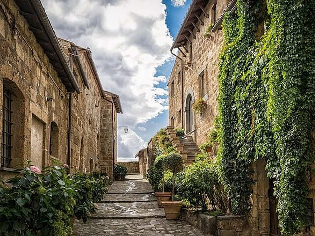 Como Krimi: Selbstgeführter Detektiv-Rundgang in Italien, photo 2