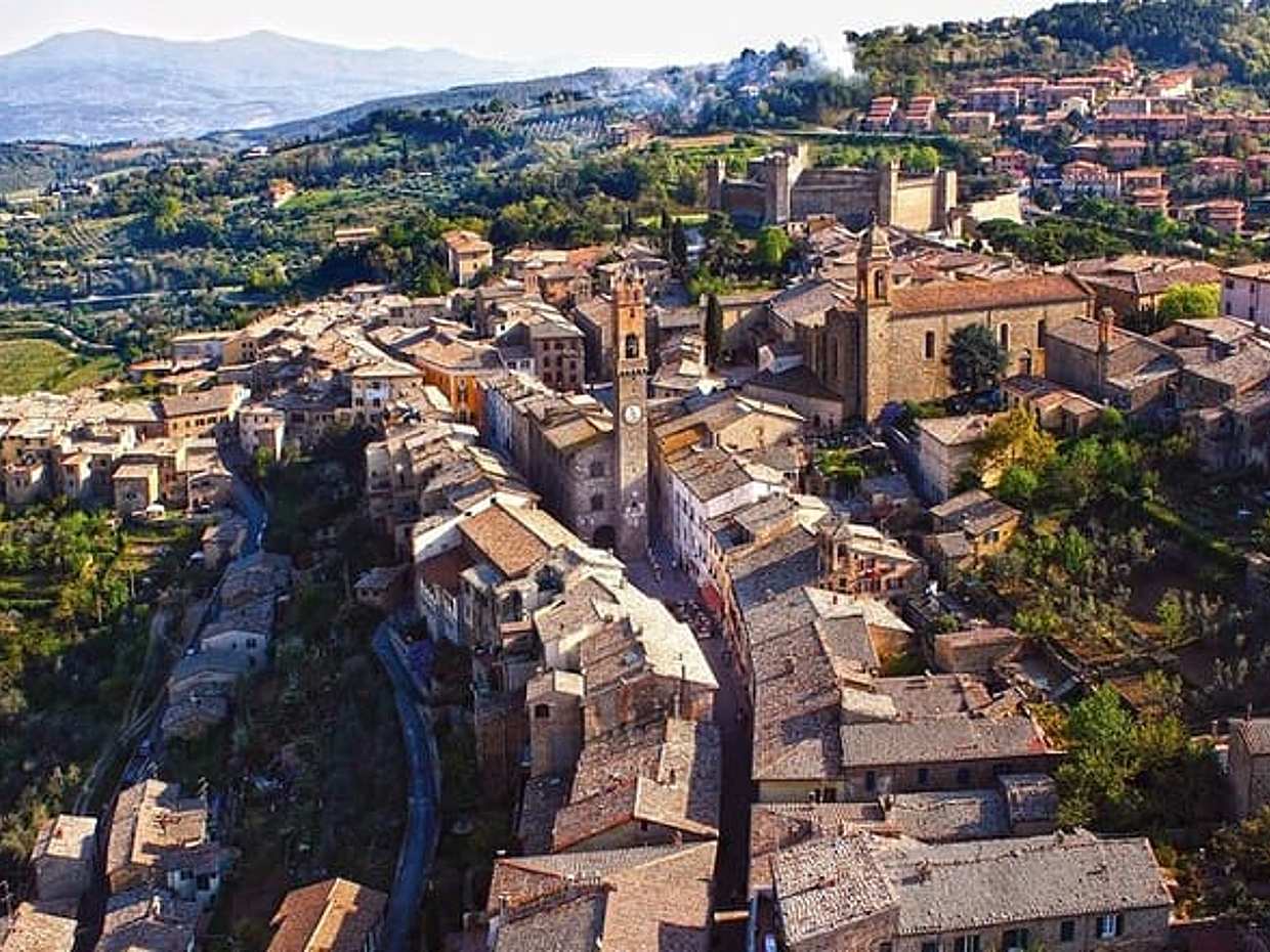 PRIVATE Full-Day Brunello Wine experience from Florence, photo 3