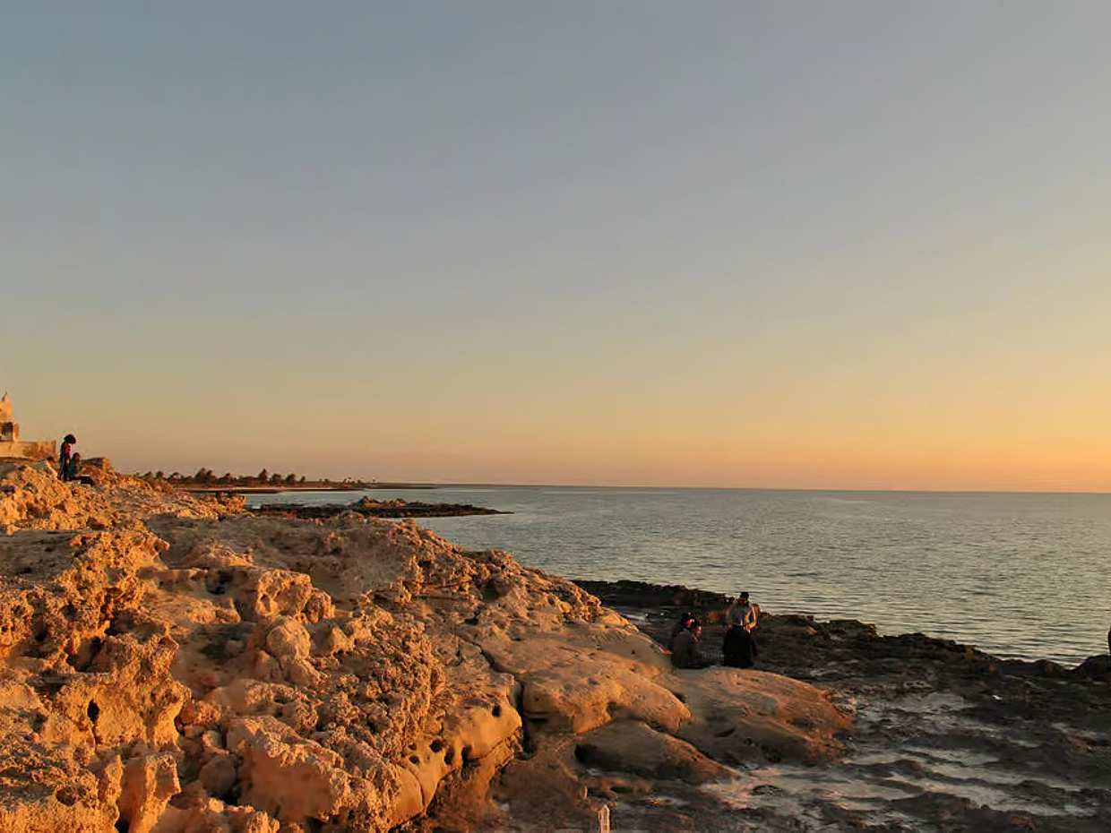 Djerbienne Getaway: History and Magical Sunset in Tunisia, Djerba Midun, photo 3