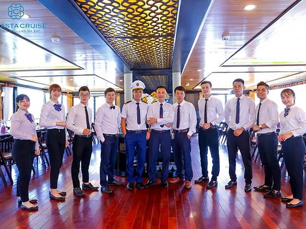Luxury La Casta Cruise 3 Days Explore Halong Bay Lan Ha Bay Private Balcony, photo 3