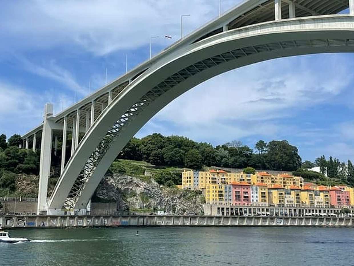 Private tour from Lisboa to Arrabida Natural Park, local driver in Portugal, Lisbon