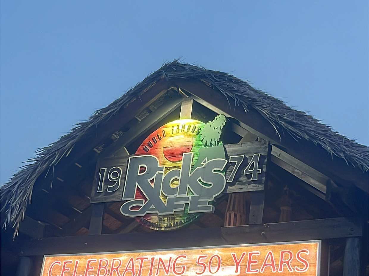 <p>
  Пляж Семи Миль Негрила и Частный тур в Rick's Cafe на Ямайке
</p>, photo 3
