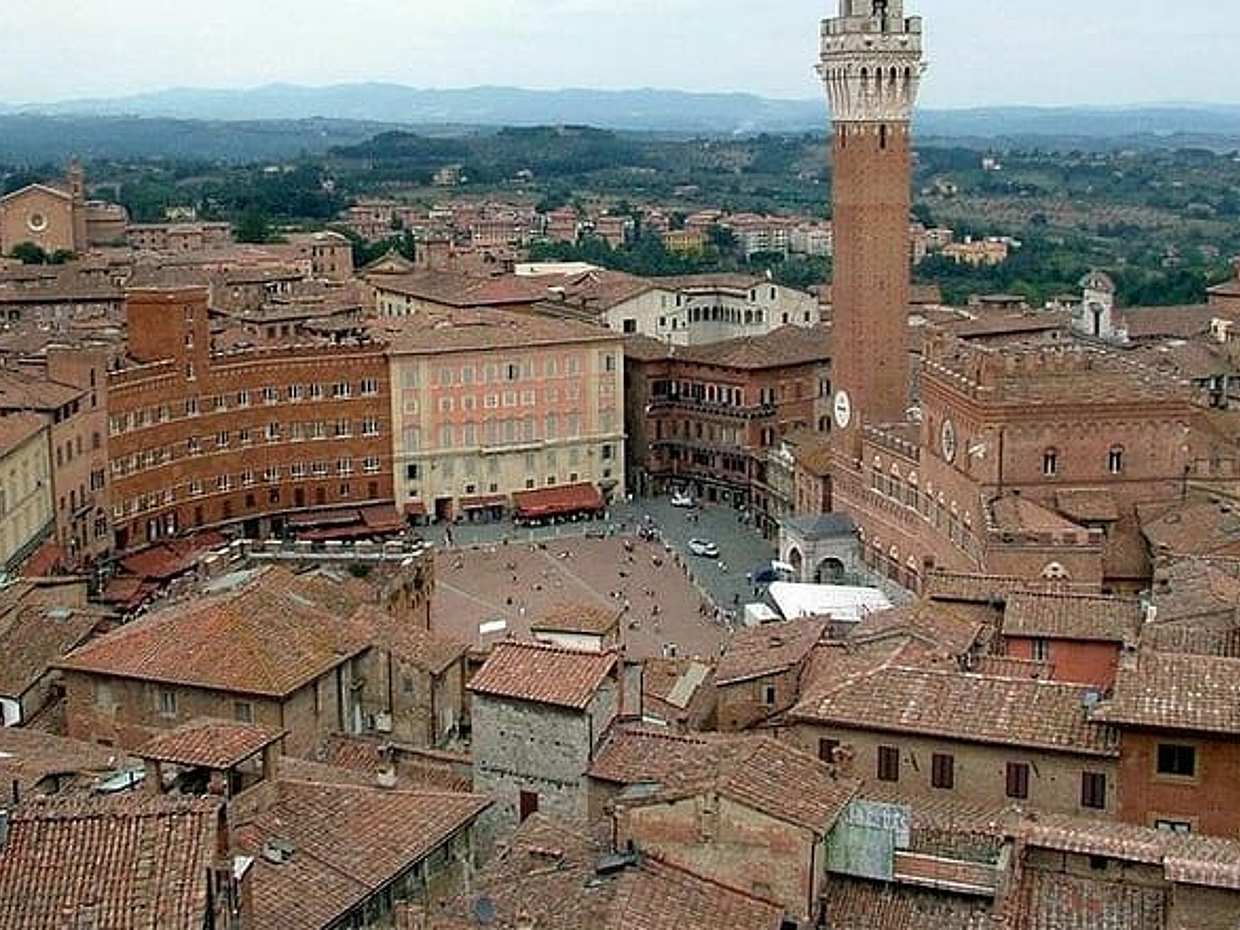 Tuscany from Rome- Siena and San Gimignano Private Day Tour