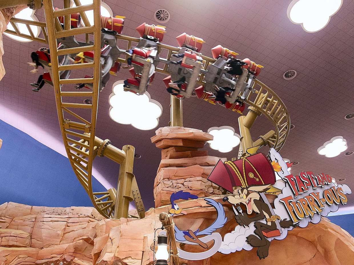 Warner Bros. World Abu Dhabi, Входные билеты в Объединенные Арабские Эмираты, photo 5