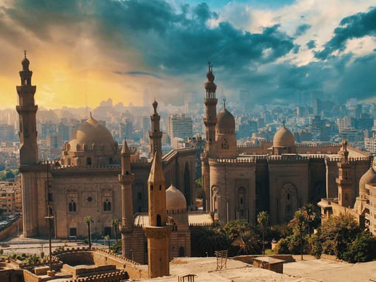 Cairo Contrast: Islamic and Coptic Heritage tour