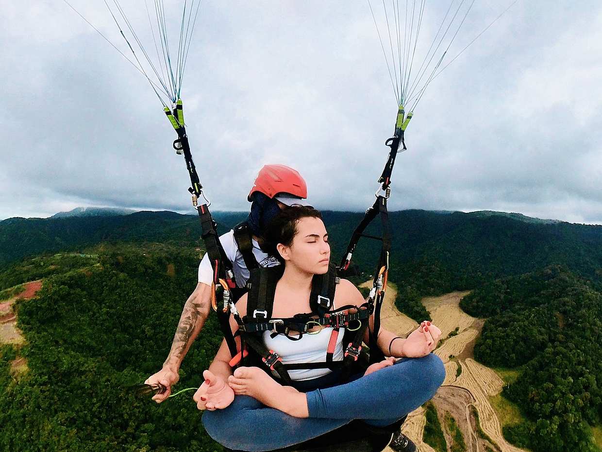Vuelo en parapente biplaza 300 metros 15/20 en Costa Rica, Jacó.