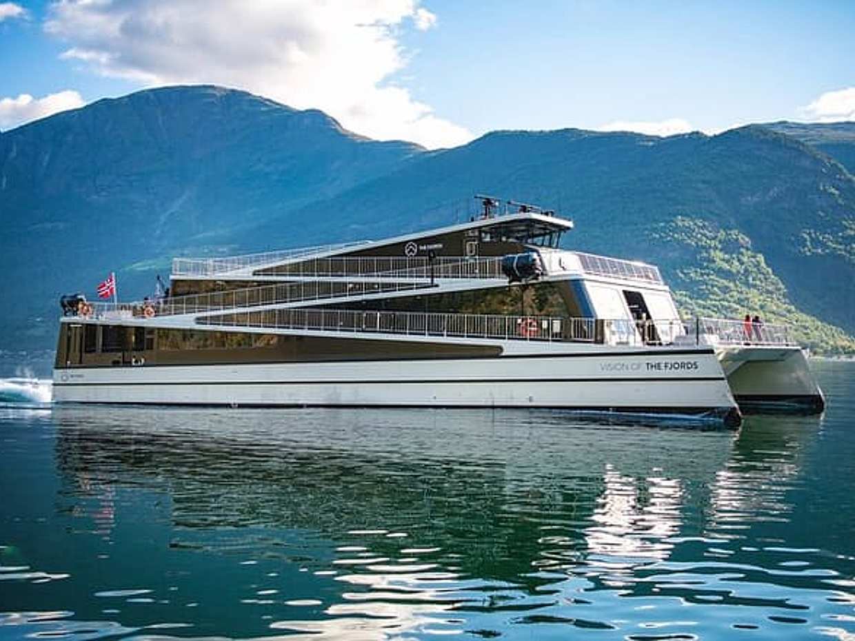 <p>Tagesausflug nach Flåm: Flåmbahn, Stegastein und Fjordcruise in Norwegen, Bergen</p>