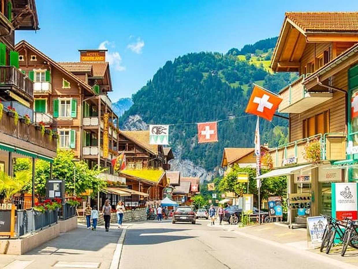 Private all day driver: Interlaken> Lauterbrunnen and Grindelwald in Switzerland, Wilderswil, photo 5