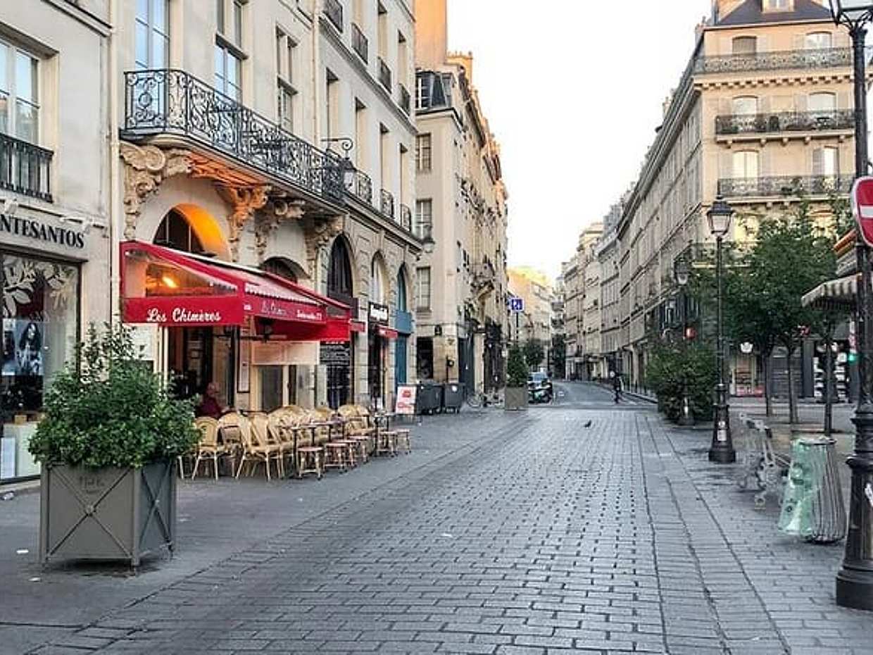 10 hours Paris city with Galeries Lafayette,Montparnasse,Marais and Moulin Rouge, photo 3