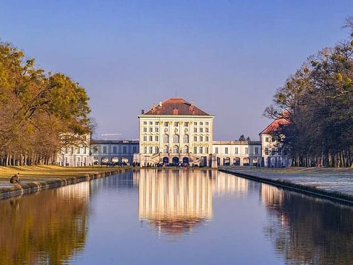 Private Scenic Transfer from Berlin to Munich with 4h of Sightseeing, photo 2