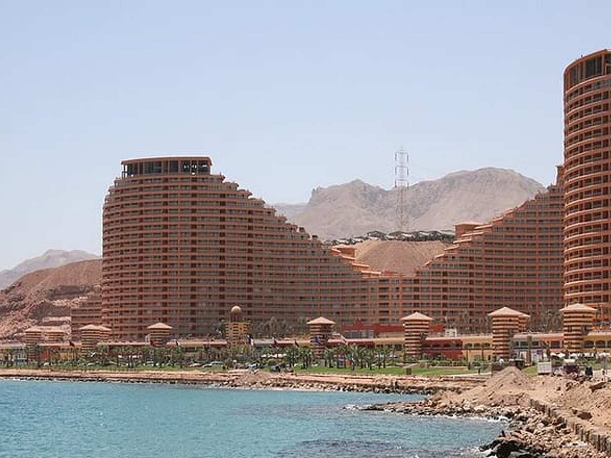 Full-Day Private Guided Tour To Red Sea EL Ain Sokhna From Cairo, photo 3