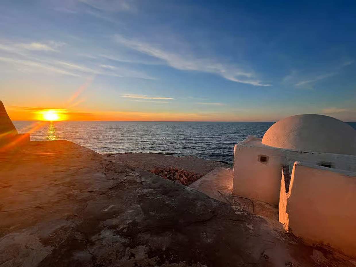 Djerbienne Getaway: History and Magical Sunset in Tunisia, Djerba Midun, photo 2