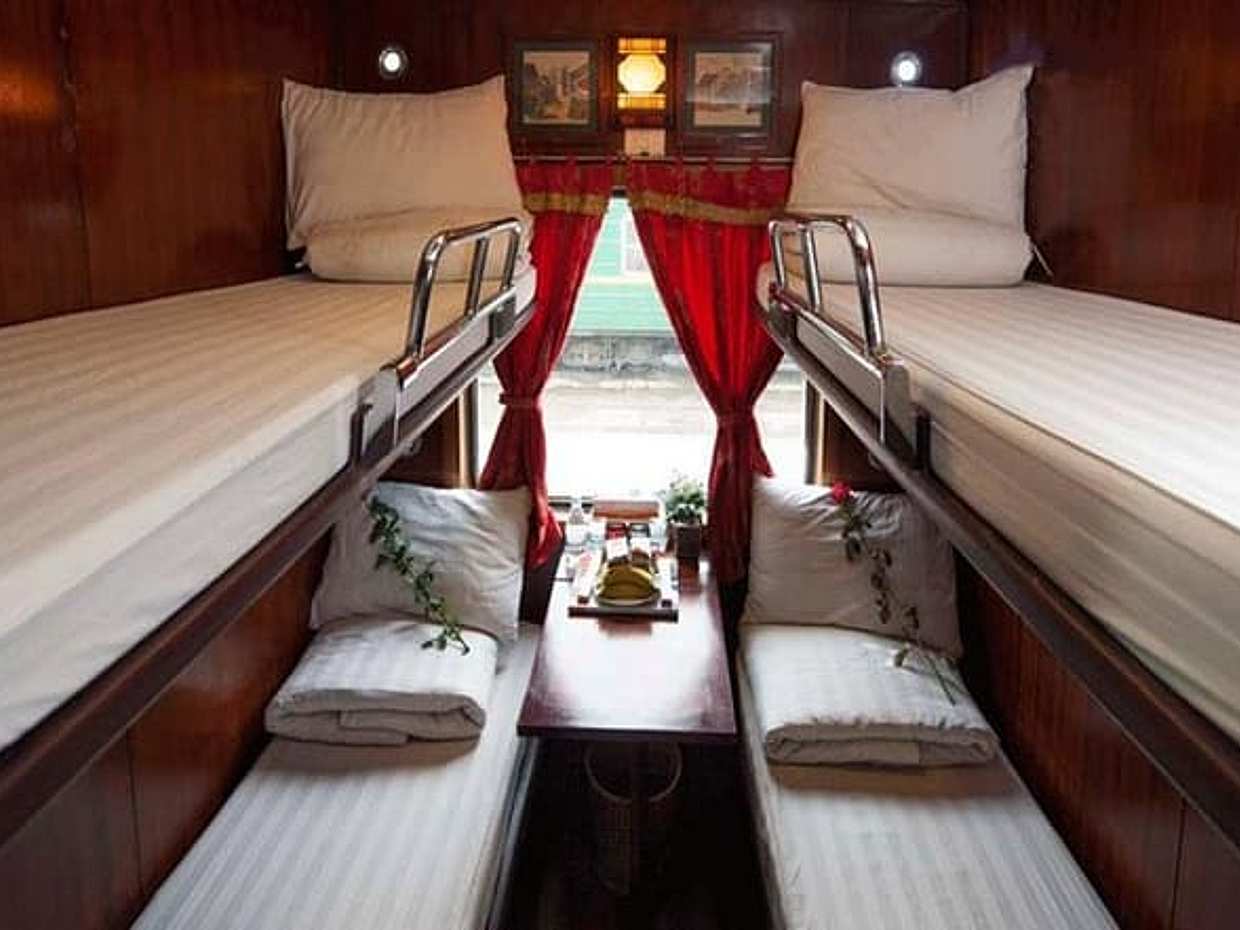 Overnight Train Hanoi To Sapa Or Return