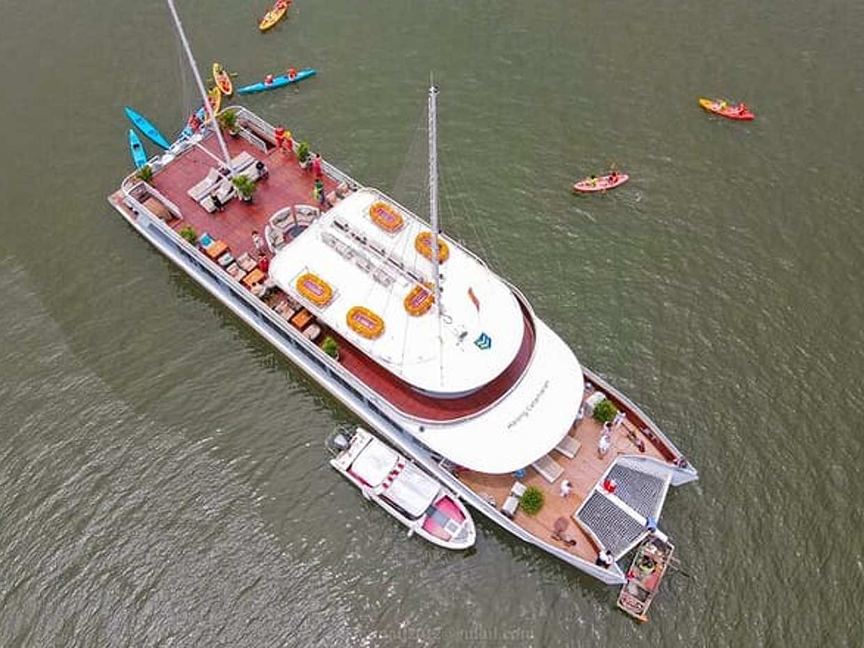 The Catamaran Premium Day Cruise in Halong Bay & Lan Ha Bay