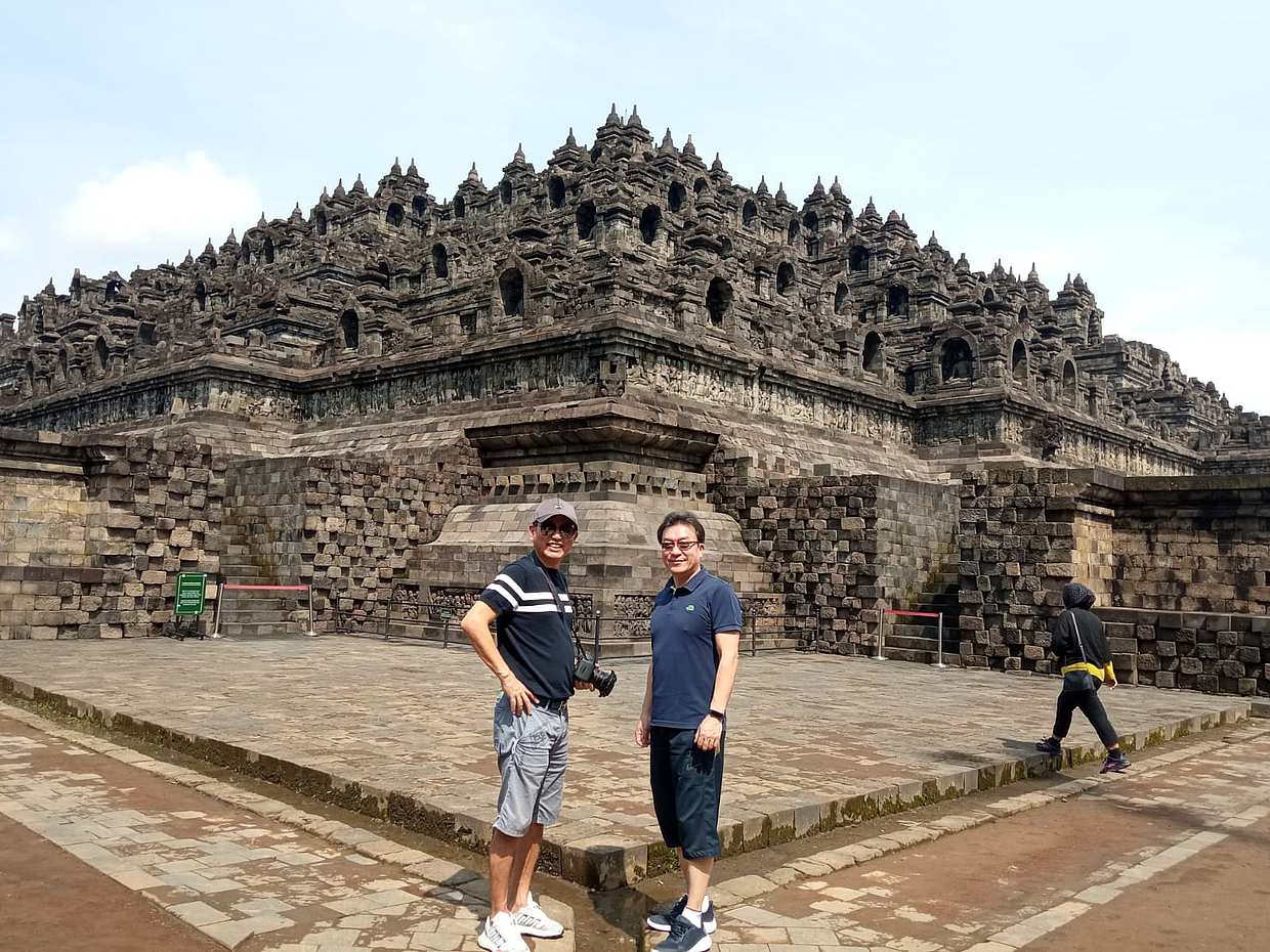Borobudur Climb to The top, Village Tour and Prambanan Tour in Indonesia, Yogyakarta, photo 2