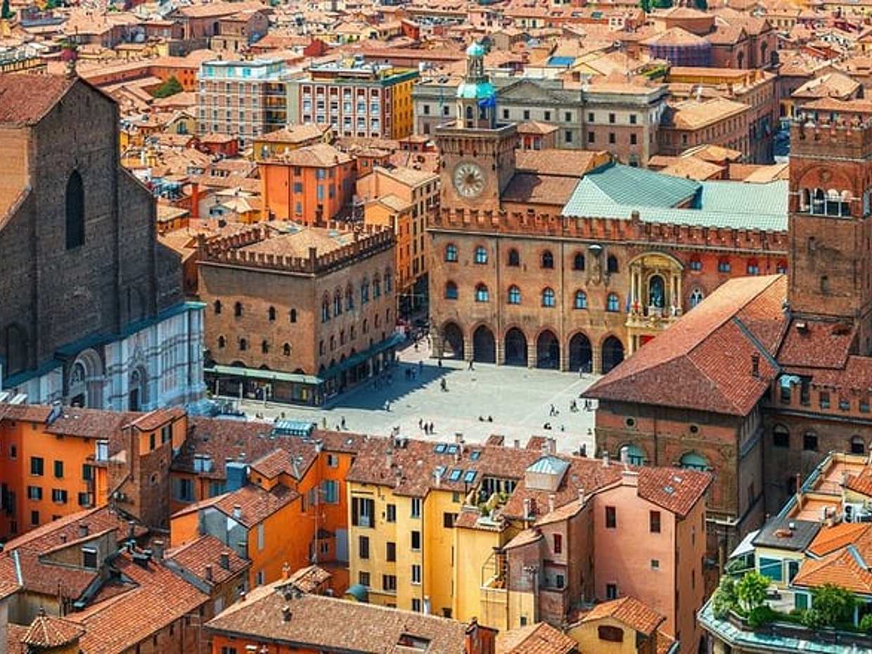 Bologna Scavenger Hunt & Highlights Self-Guided Walking Tour, photo 5