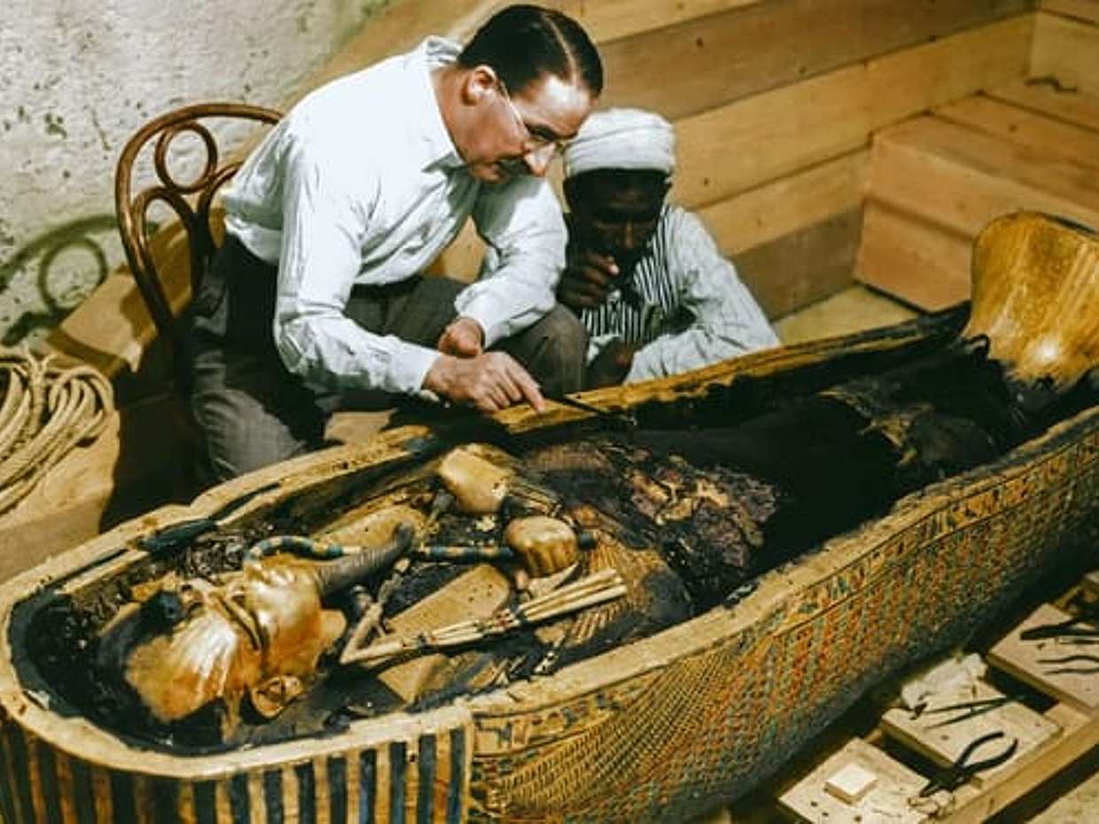 "La tumba de Tutankamón y su momia en el Valle de los Reyes en Egipto, Palacio de Malkata"., photo 3