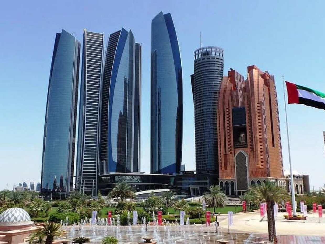 أبو ظبي جولة خاصة في الإمارات العربية المتحدة، دبي