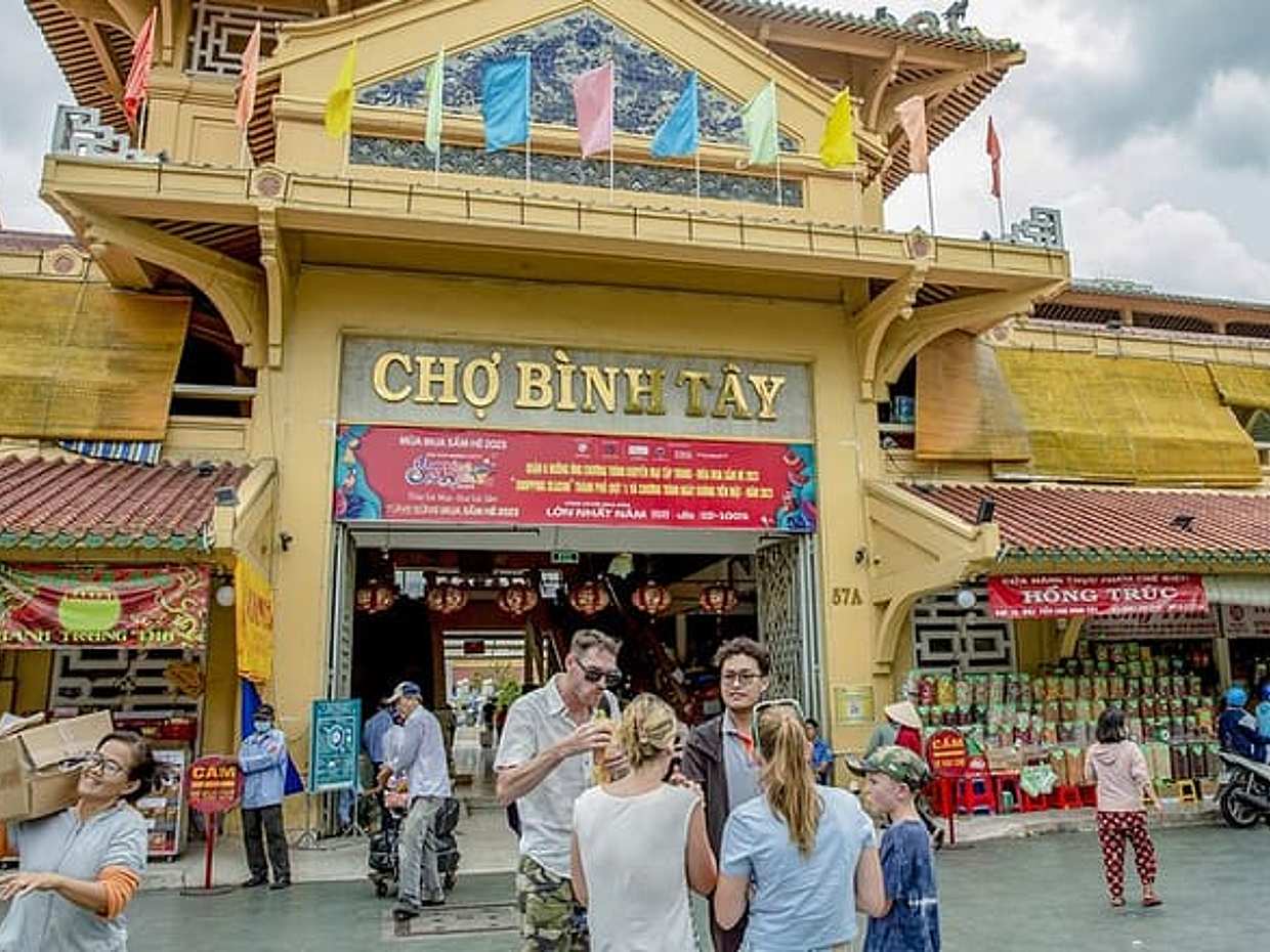 Small-group Saigon City Tour: 3-Hour Cyclo Ride to Hidden Stories in Vietnam, Ho Chi Minh City, photo 5