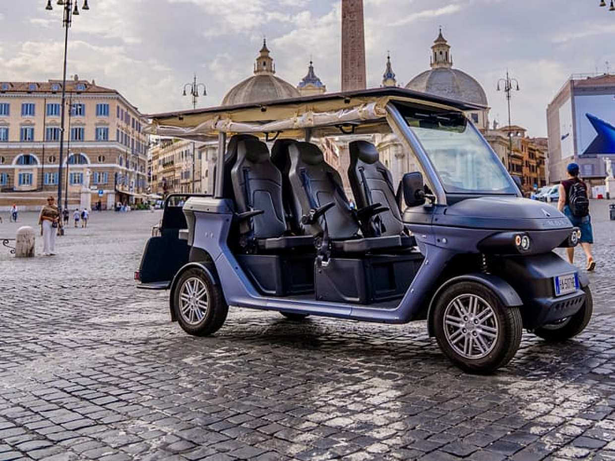 Rome: Underground Catacombs & Private Golf Cart Tour of Rome