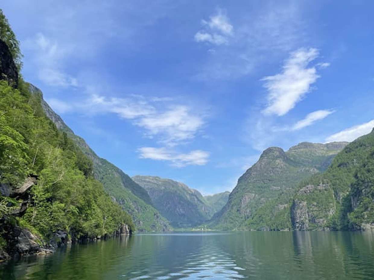 Fyksesund with waterfall private yacht cruise from Norheimsund, refreshments included, photo 4