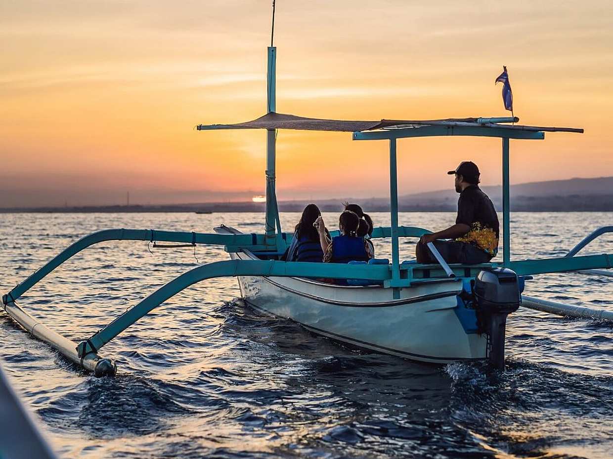 Lovina Dolphin Sunrise Tour in Indonesia, Bali, photo 2