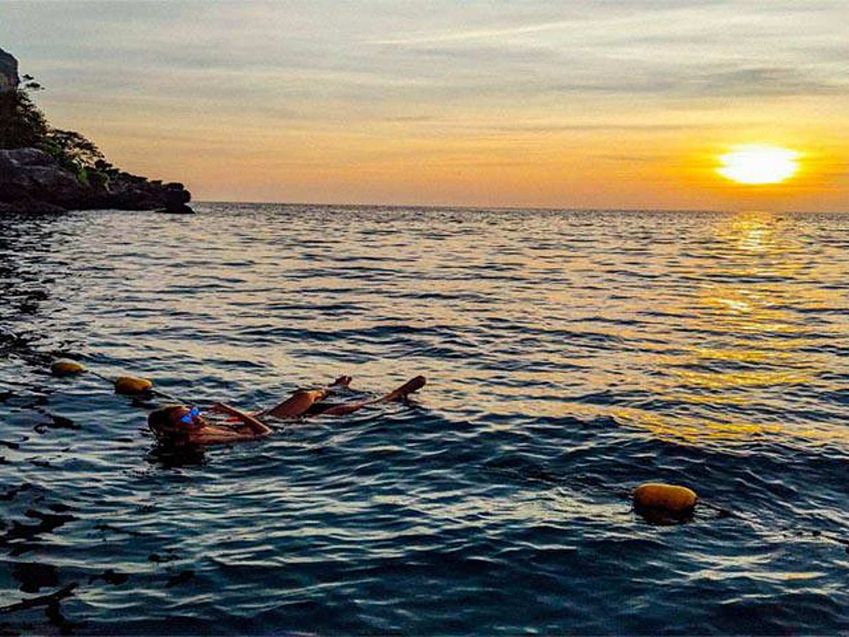 Phi Phi Island: Excursión de lujo en lancha motora al atardecer en Tailandia, Islas Phi Phi.
, photo 2