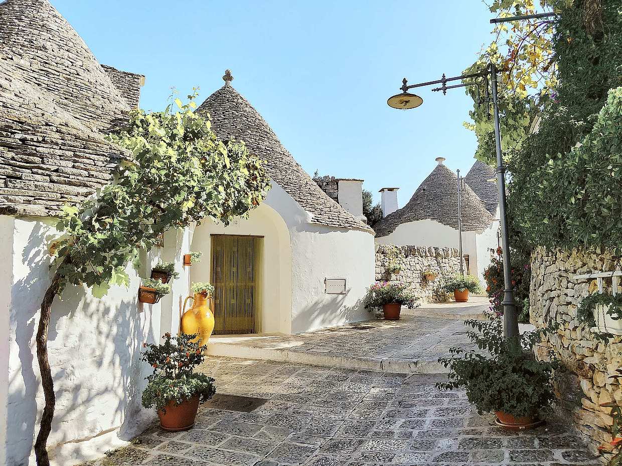 Besuchen Sie Alberobello & Matera auf einer privaten Tour ab Bari in Italien
, photo 2