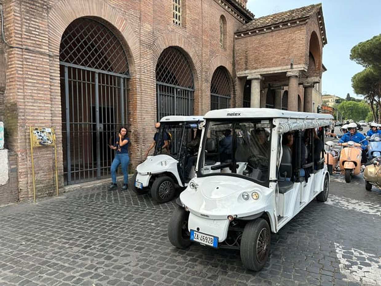 Tour golfcart Roma: Un viaje por la ciudad eterna, photo 2