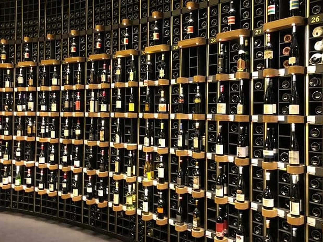 Original Wine, Sweet and Savory Food Walking Tour in Bordeaux, photo 5