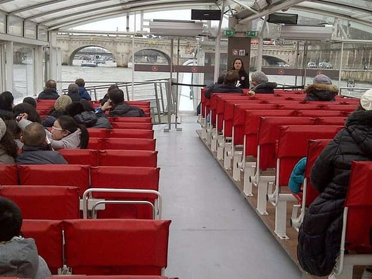 6-Hour River Cruise with Marais Montmartre St Germain des Pres Visit, photo 2