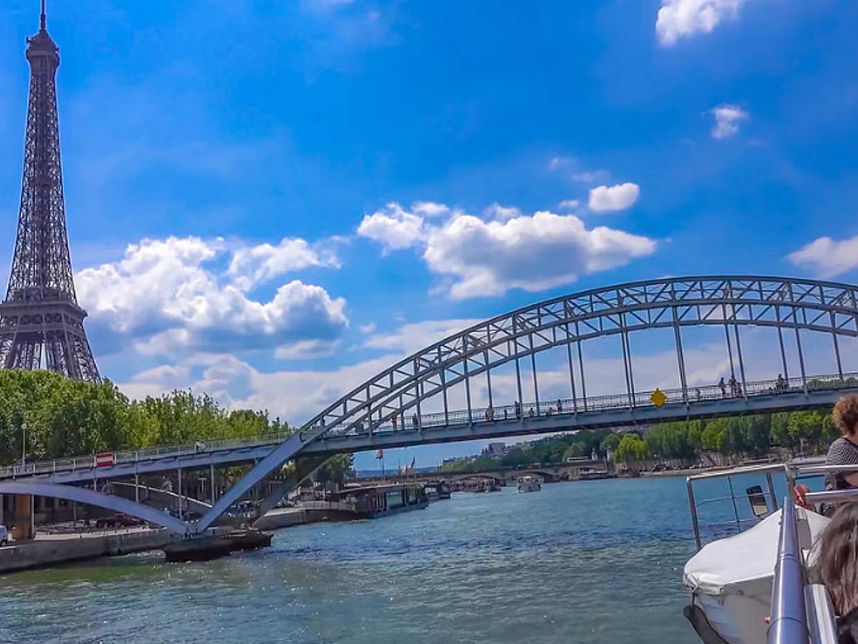 Private Tour, Luxury Eiffel Tower Lunch, Seine Cruise & Louvre in France, Paris, photo 3