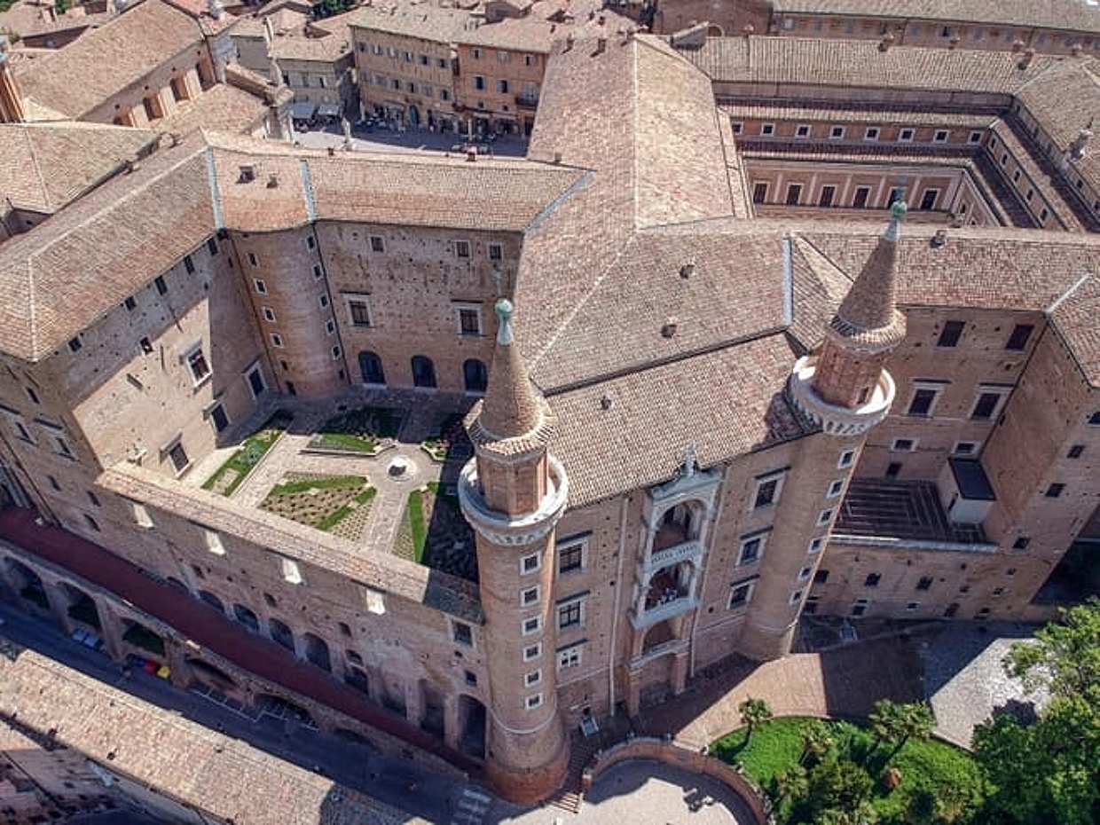 Urbino: a journey through Renaissance art, history, and flavors