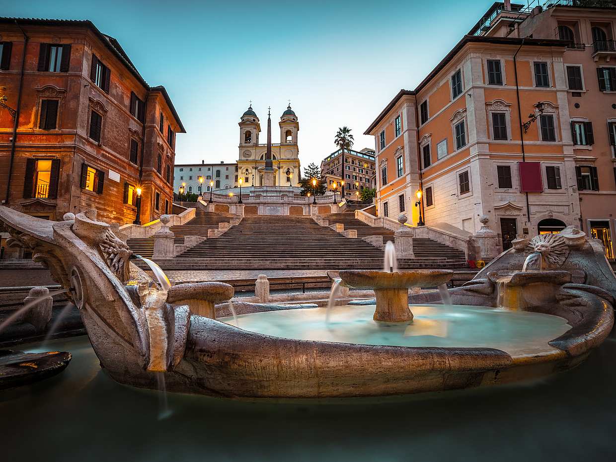 Rome Evening Walking Tour in Italy, Piazza Venezia, photo 3