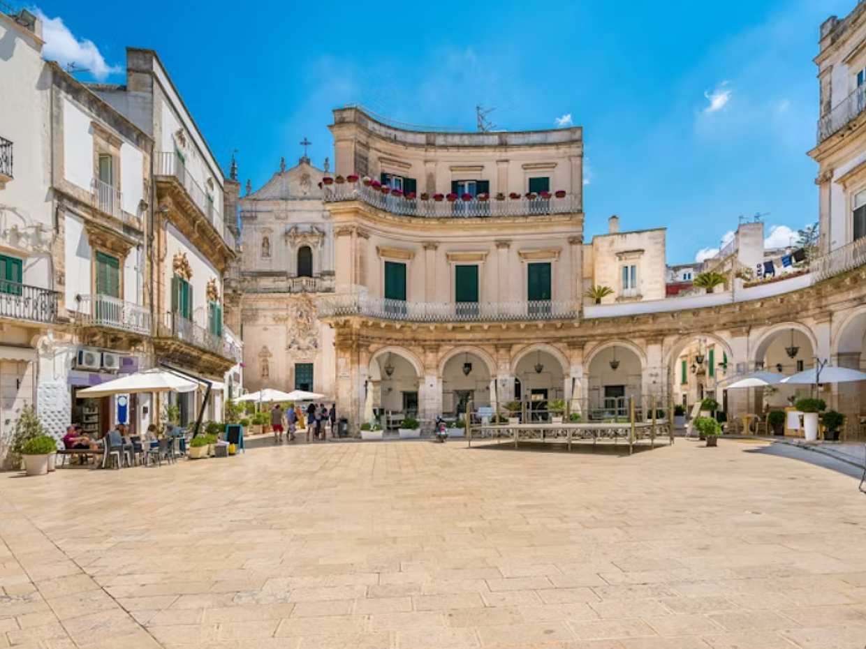 Alberobello, Martina Franca and Locorotondo Guided Tour from Bari in Italy, photo 5