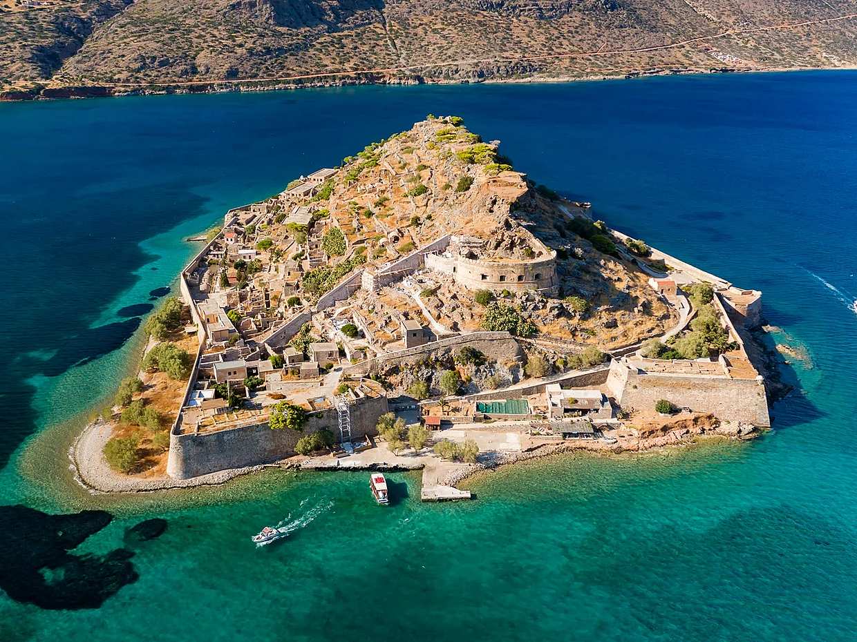Spinalonga, Piratengrotten en Verborgen Stranden Tour in Griekenland, Heraklion.
