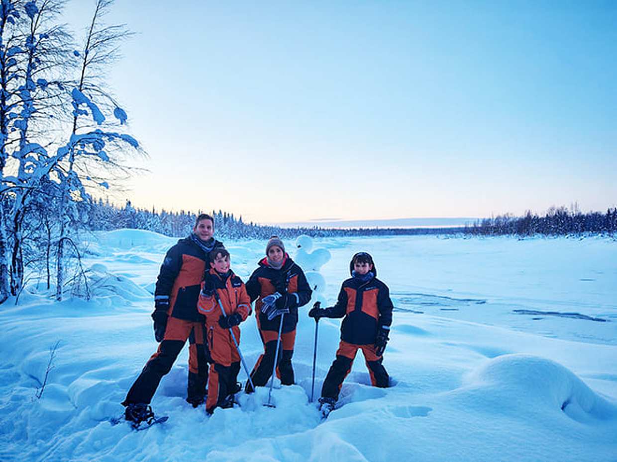 Easy Snowshoeing with a Warm Drink, Levi, photo 2